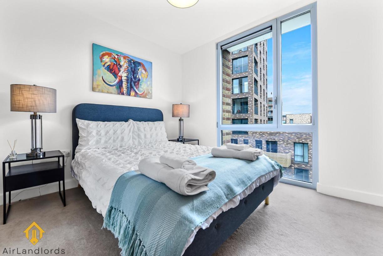 Exclusive 3 Bed 3Bath Penthouse Near Canary Wharf London Exterior photo